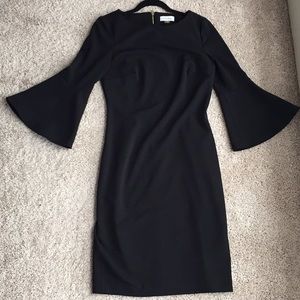 Calvin Klein - Bell-Sleeve Sheath Dress